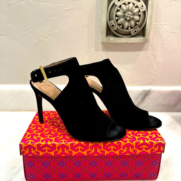 Tory Burch Shoes - Tory Burch Black Suede Heels